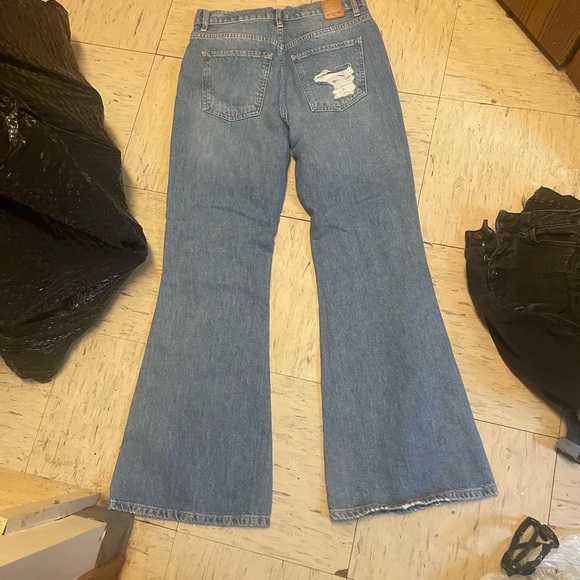 We are free distressed jeans brand new size 27 in young lady’s - Picture 2 of 4